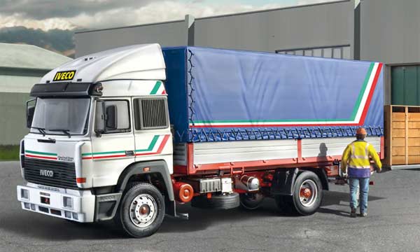 camion Italeri IVECO Turbostar Porteur B&acirc;ch&eacute;